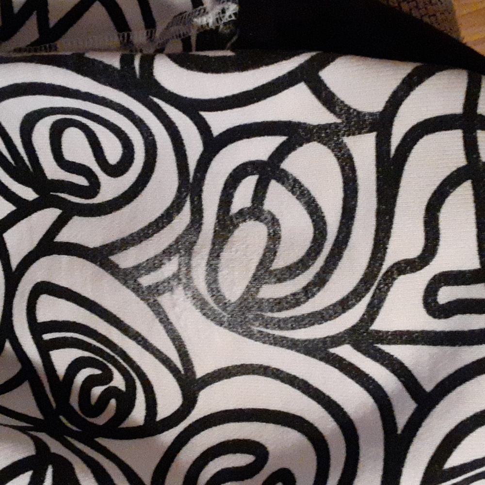 Lululemon Scuba - Picture 3 of 6